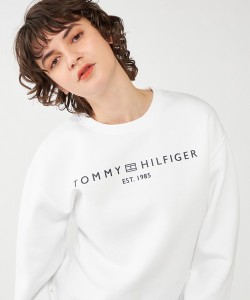 トミー ヒルフィガー（Tommy Hilfiger）/モダンベーシッククロップドロゴクルーネックスウェットシャツ