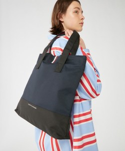 トミー ヒルフィガー（Tommy Hilfiger）/セントラルキャンバストートバッグ