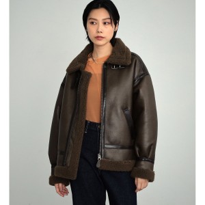 アルファ インダストリーズ（ALPHA INDUSTRIES）/B−3フェイクムートン オーバーサイズ