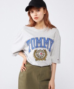 トミー ジーンズ（TOMMY JEANS）/スケートカレッジTシャツ