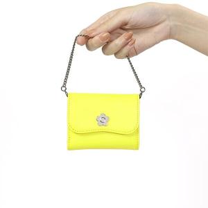 マリークワント★かわいいドット柄の二つ折り財布★新品未使用★牛革 MARY QUANT - 【格安】【美品】マリークワント 二つ折り コスメ