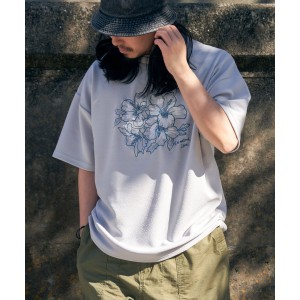 ヴァンスエクスチェンジ（VENCE EXCHANGE）/梨地花柄刺繍Tシャツ