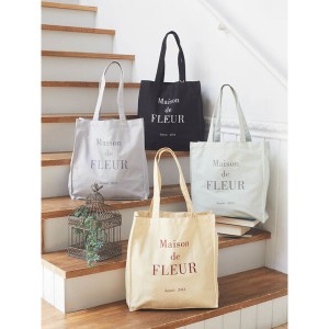 メゾン ド フルール（Maison de FLEUR）/EC限定ブランドロゴプリントスクエアトートバッグ