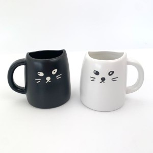 パーフェクト・ワールド・トーキョー/ペアマグ 黒ねこ 白ねこ ネコ ギフト マグカップ 食器 黒 白