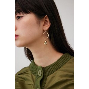 アズールバイマウジー（AZUL BY MOUSSY）/アシンメトリーパールピアス