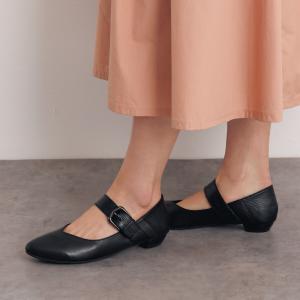 トレンドのストラップデザイン【卑弥呼25AW】軽量ソールポインテッド