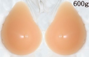 Micopuella シリコンバスト 貼付式 粘着式 左右2個 人工乳房 乳がん パッド 乳癌 全摘パッド 人工乳房 人工おっぱい 600g