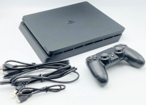 PlayStation 4 中古 ジェット・ブラック 500GB (CUH-2200AB01)  中古