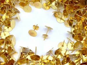 (皿のサイズ)8mm ピアス ゴールド 平皿タイプ×ゴールドキャッチセット 100個 (50ペア) アクセサリーパーツ 材料 素材