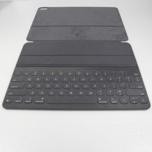 (中古)Apple 12.9インチ iPad Pro用 Smart Keyboard Folio 英語配列 MU8H2LL/A(252-ud)