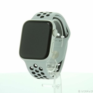 (中古)Apple Apple Watch SE 第1世代 Nike GPS 44mm シルバーアルミニウムケース ピュアプラチナム/ブラックNikeスポーツバンド(352-ud)