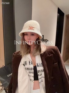 CELINE セリーヌカシミヤバケットハット オールウールバケットハット