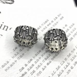 [Chrome Hearts] 古代の銀細工のダイヤの指輪です