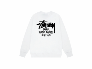 Stussyステューシーニューヨークストリート限定o丸首パーカーです