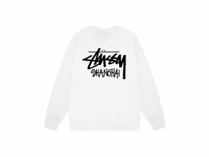 Stussyステューシー上海限定モデル・丸首パーカーです