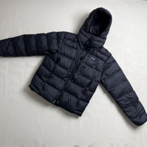 [Patagonia] Patagonia Fitz Roy Down Hoodyアウトドアレジャー800ポンペイドパーカ