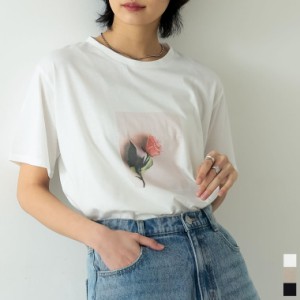 フラワーフォトプリント半袖Tシャツ