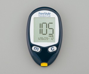 ニプロ 血糖測定器　ニプロフリースタイル　本体セット 11-720