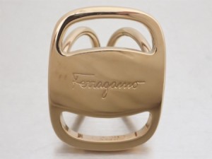 Salvatore Ferragamo サルヴァトーレフェラガモ ヴァラ スカーフリング ゴールド 14068 レディース【中古】 e54337a