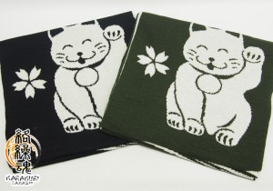5390円を30%OFFセール 絡繰魂[からくりだましい] 笑い猫 ジャガード 和柄マフラー/日本製/264920