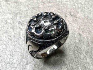 【送料無料】諸平勘 骸骨柄指輪 古美仕上げ 19号 クロップドヘッズ シルバーリング　Silver925　シルバーアクセサリー リング メンズ