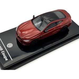 パラゴン BMW M8 クーペ レッド LHD 1/64