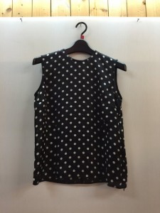 【古着】COMME des GARCONS ドット柄　ノースリーブ　GH-8024　AD2011　トップス　ブラック　ホワイト　レディース　Sサイズ　ポリエステ