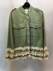 【古着】【ZARA】　ザラウーマン　装飾ミリタリージャケット　サイズM　カーキ　グリーン　比翼仕立て　フリル　バンドカラー　レディー 