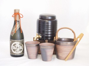 本格焼酎サーバー1000cc(18cm×24cm 1kg)萬古焼ペアカップ氷入れ竹トングセット薩摩金山蔵 長期貯蔵芋焼酎 吾唯足知 (鹿児島県) 720ml×1