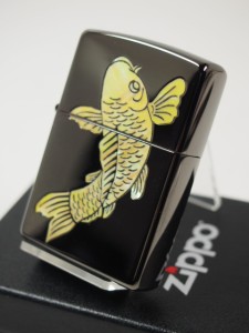 ジッポーZippo カープ 【 鯉 】 こい コイ //Shell Inlay/ 昇り鯉 シェル 【 天然貝張 】 ブラック  白蝶貝 イエローBK