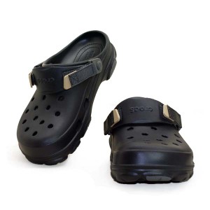 crocs all black