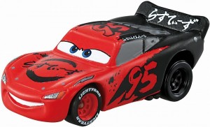 Amazon.co.jp: トミカ カーズ ライトニング・マックィーン（シュウ・トドロキタイプ） : おもちゃ