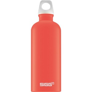 SIGG アルミ製ボトル トラベラー ルシッド（スカーレット 0．6L）