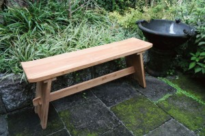 ジャービス商事　ガーデンベンチ　天然木無垢材　プレイングベンチ　20843　ガーデンチェア　木製