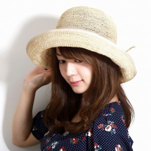 つば広 レディース ハット 夏 シンプルなデザインの麻帽子 日よけ ストローハット 夏の帽子 麦わら帽子 ミセス ベージュ