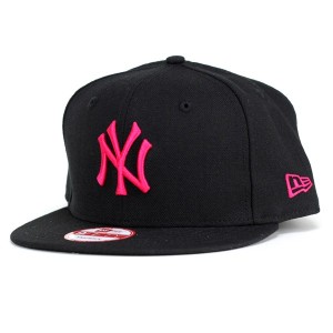 NEWERA　ニューエラ new era　9FIFTY ニューヨーク・ヤンキース　ブラック×ストロベリー