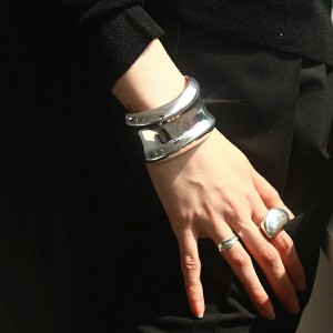 TODAYFUL トゥデイフル LIFEs ライフズ　JNuance Wide Cuff ニュアンスワイドカフ 12990903【2024】 【SS】 【2024春夏】 【2024SS】 【