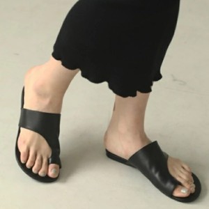 【即納】TODAYFUL トゥデイフル LIFEs ライフズ　Tong Leather Sandals トングレザーサンダル 12111047 吉田怜香【2024】【SS】【2024春