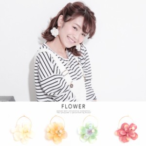 【花びらとパールが上品なフラワーフープピアス】フープピアス/パール/夏/サマー/フェス/上品/耳飾り/アクセサリー