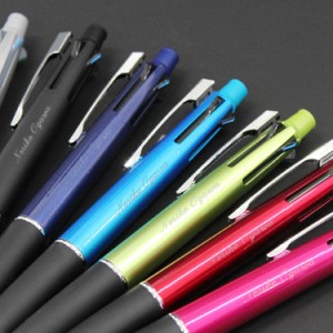【名いれ】Uni ボールペン ジェットストリーム ４＆１ 送料無料 多機能ペン