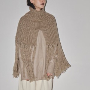 SALE30%OFF トゥデイフル TODAYFUL 2023秋冬 Fringe Knit Cape フリンジニットケープ 12320528 吉田怜香 レディース アウター