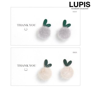 ピアス レディース ファー ボール ハート マット かわいい 秋 冬 あったか アイボリー グレー 激安 lupis ルピス