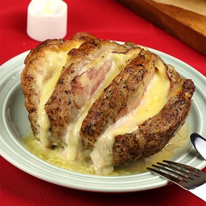 ロティ・オルロフ 550g（ハーフサイズ） ベーコンとチーズを挟んだ豚肉のロースト 未加熱ブロック(冷凍・生) 味付け済み 未調理