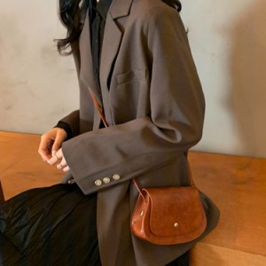 ショルダーバッグ レディース 斜めがけ 大人 小さめ おしゃれ かわいい 小型 鞄 軽い 合皮 革 PU マグネット マチ付き 通勤 散歩 旅行 ト