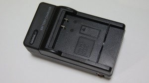 Panasonic CGA-S008E( DMW-BCE10) / RICOH DB-70 互換充電器