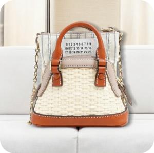 【美品】メゾンマルジェラ ／ ボディバッグ MAISON MARGIELA＜メゾン マルジェラ＞クロスボディバッグ