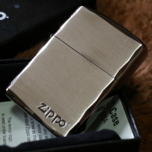 【Armor ZIPPO】 重厚アーマー ジッポロゴマーク シルバーサテン＆ブラック 両面コーナーカット彫刻 黒 銀 Zippo シンプル アーマージッ