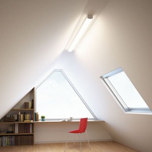ベースライト LEDライト 天井照明器具 2450ルーメン 全長122.5cm 昼白色 傾斜天井対応