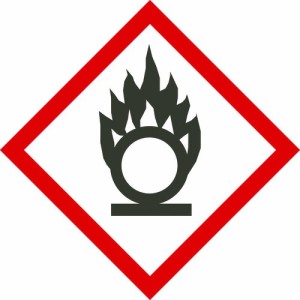 日本緑十字 ［037202］ ＧＨＳステッカー標識 円上の炎 ＧＨＳステッカー標識 円上の炎 ＧＨＳ−２ 中 ７０×７０ｍｍ ５枚組 ＰＥＴ７０