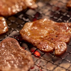 熊本県産 和王 焼肉用（計1.2kg） 牛肉 送料無料 
